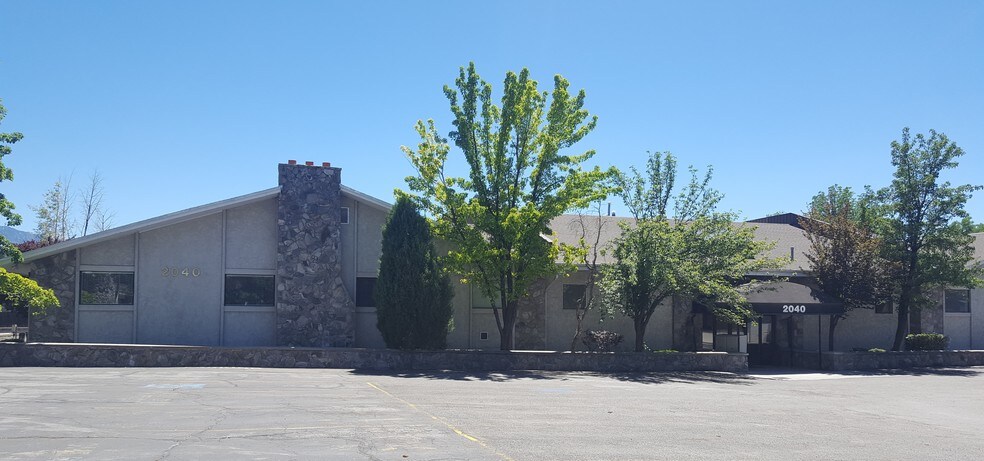More Photos Of 2040 E Murray Holladay Rd, Salt Lake City Medical For Lease