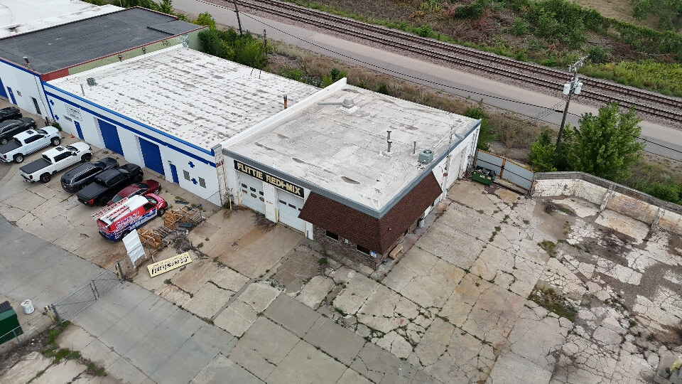 More Photos Of 800 Avon St N, Saint Paul Warehouse For Sale