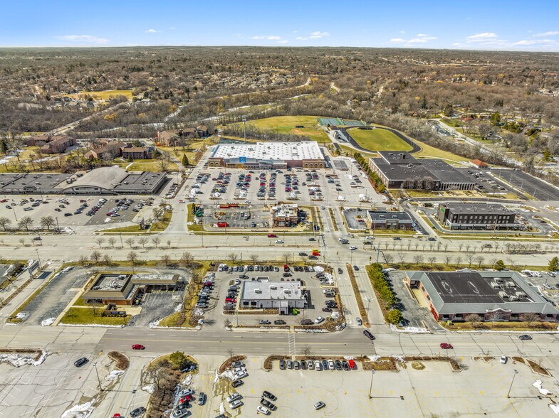 More Photos Of 5320 S 76th St, Greendale Restaurant For Sale