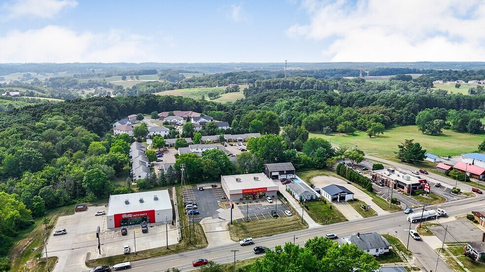 More Photos Of 427 Canton Rd NW, Carrollton Freestanding For Sale