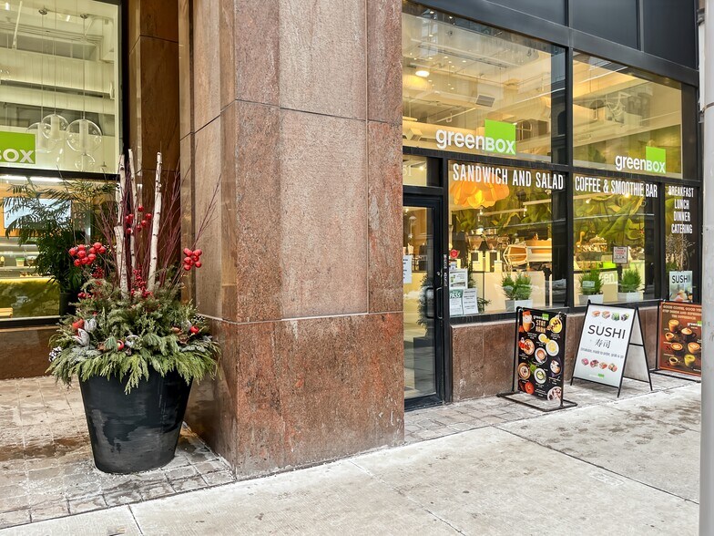 More Photos Of 151 Yonge St, Toronto Coworking Space