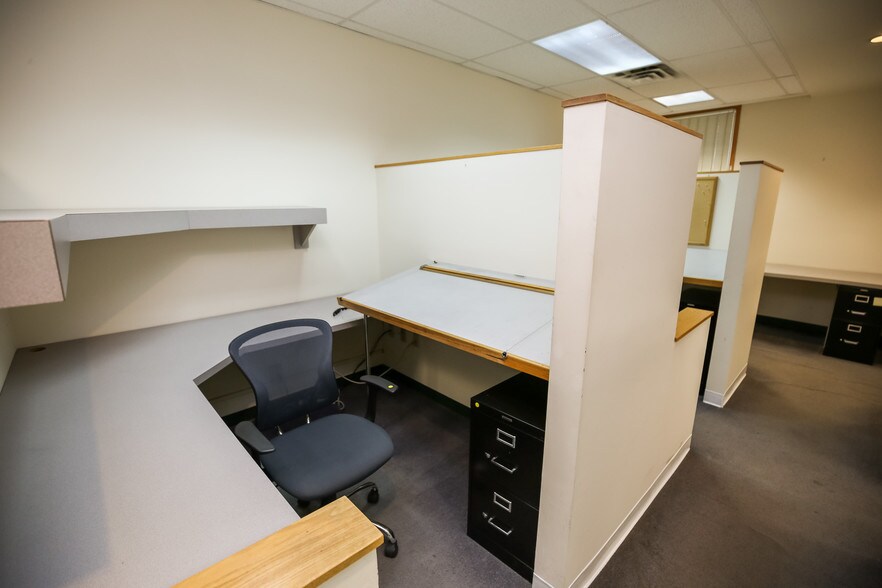 More Photos Of 1118 E Columbia Ave, Philadelphia Office For Lease