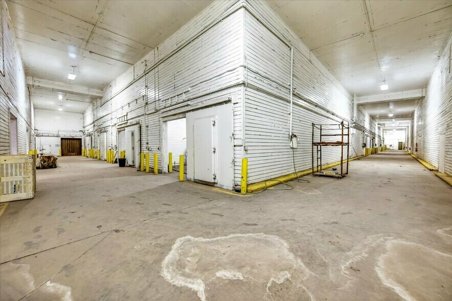 More Photos Of 23745 Avenue 112, Porterville Refrigeration Cold Storage For Sale