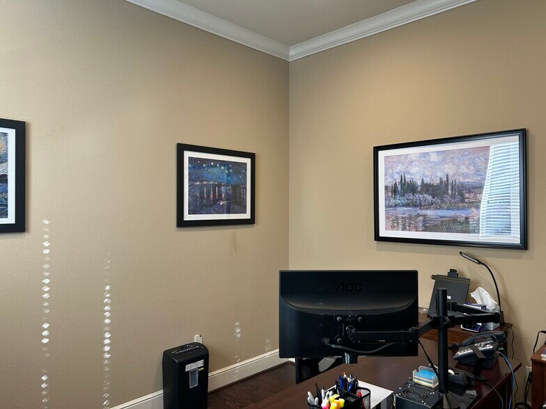 More Photos Of 26205 Oak Ridge Dr, Spring Medical For Lease