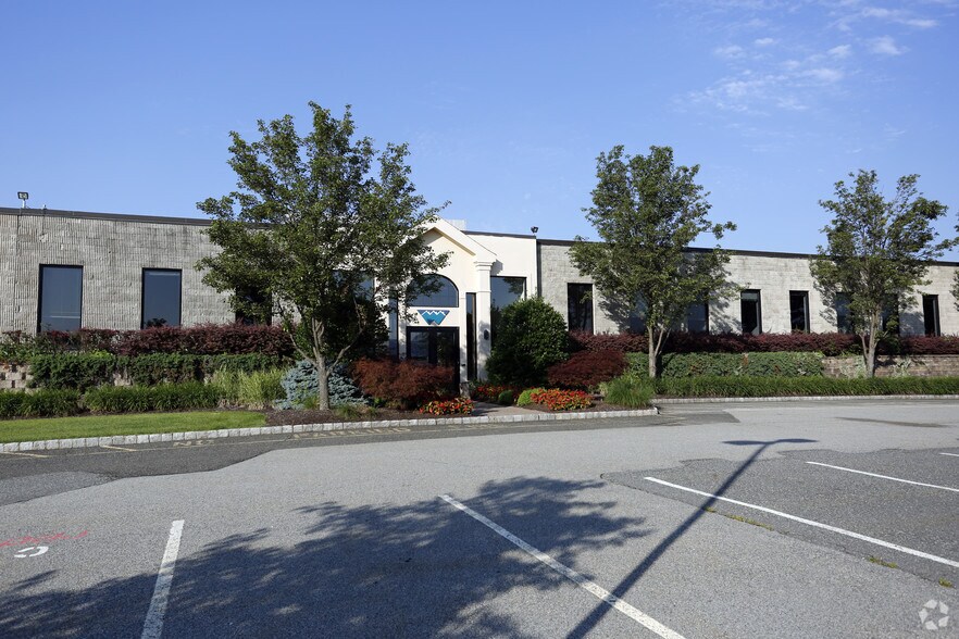 More Photos Of 26 Columbia Tpke, Florham Park Office For Lease