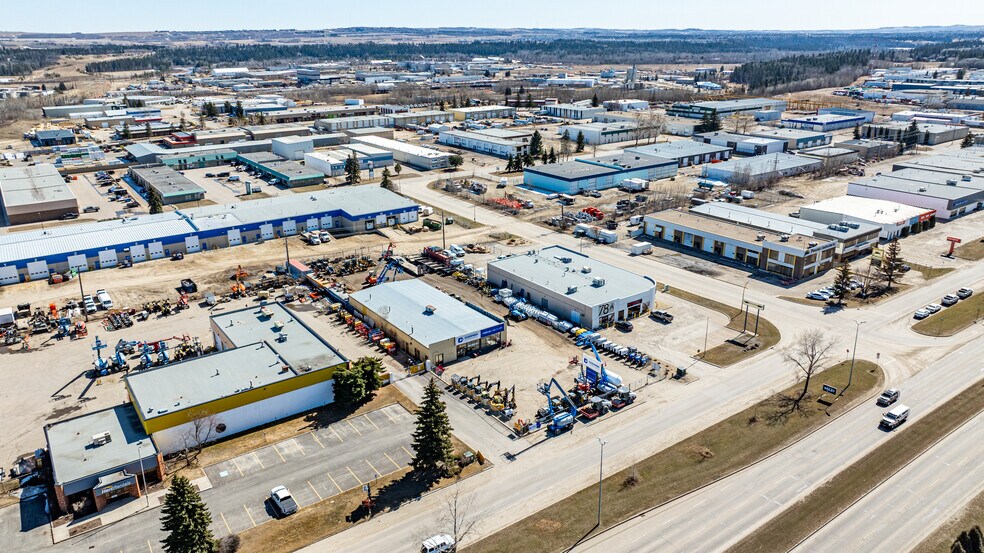 More Photos Of 7895 50 Av, Red Deer Warehouse For Sale