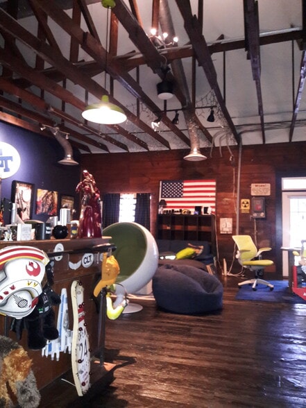 More Photos Of 955 Commercial St NE, Conyers Loft Creative Space For Sale