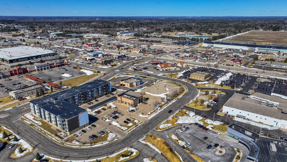 More Photos Of 1740 Park Ave, Plover Storefront Retail Office For Sale