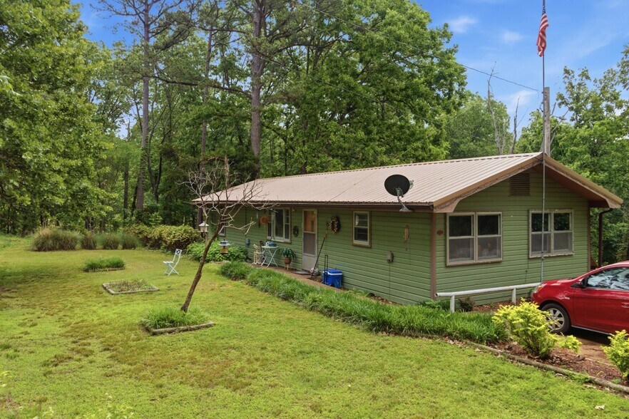 More Photos Of 34 Indian Oaks, Isabella Specialty For Sale