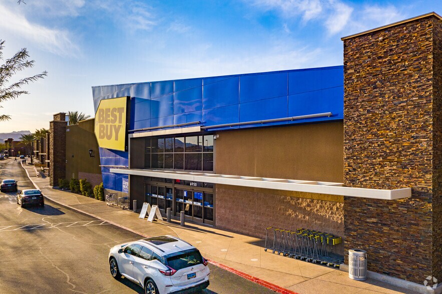 More Photos Of Rainbow Blvd, Las Vegas Unknown For Lease