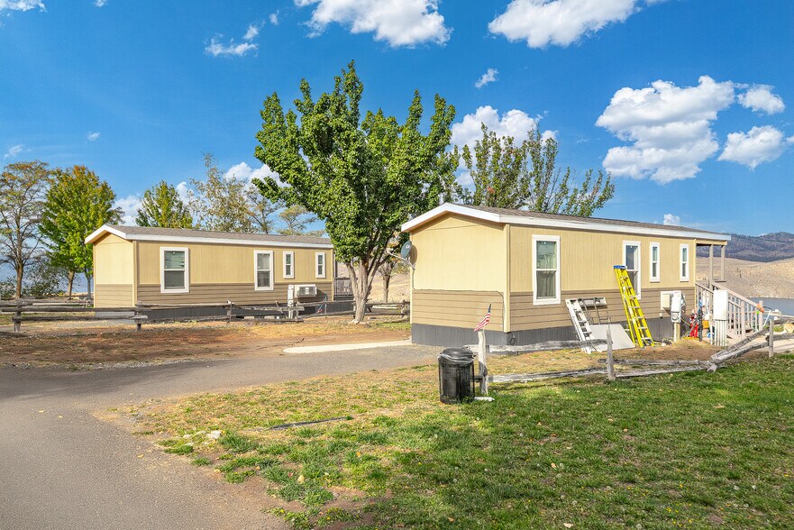 More Photos Of 44892 State Route 21 N, Wilbur Trailer Camper Park For Sale