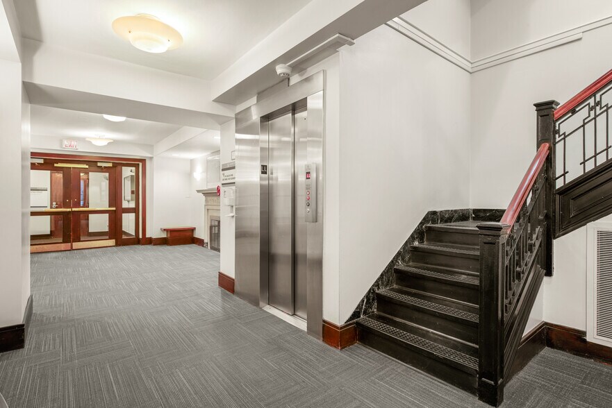 More Photos Of 1180 Beacon St, Brookline Hospital For Lease