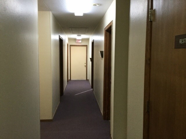 More Photos Of 1102 S Mena St, Mena Medical For Lease