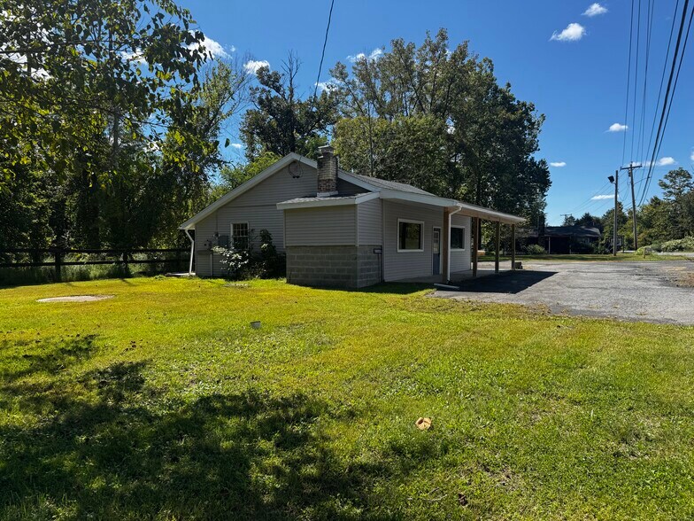 More Photos Of 6425 US-209 Rt, Kerhonkson Freestanding For Sale