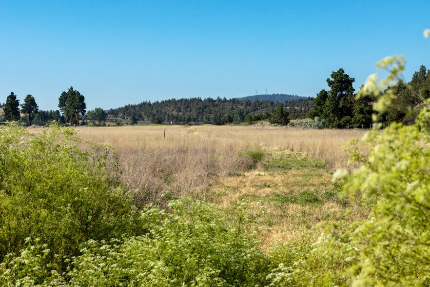 More Photos Of N Hwy 97, Klamath Falls Land For Sale