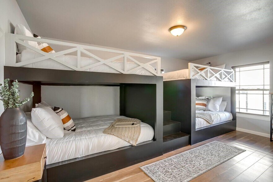 More Photos Of 12001 FM 2331, Godley Office For Sale