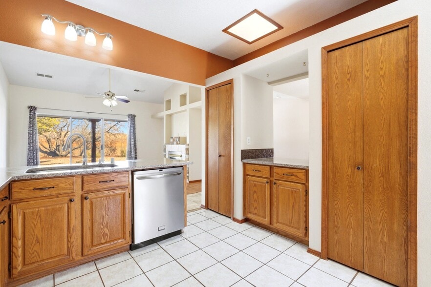 More Photos Of 2881 Chessman Dr SE, Rio Rancho Specialty For Sale