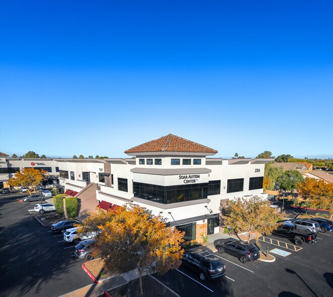 More Photos Of 2314 S Val Vista Dr, Gilbert Medical For Sale