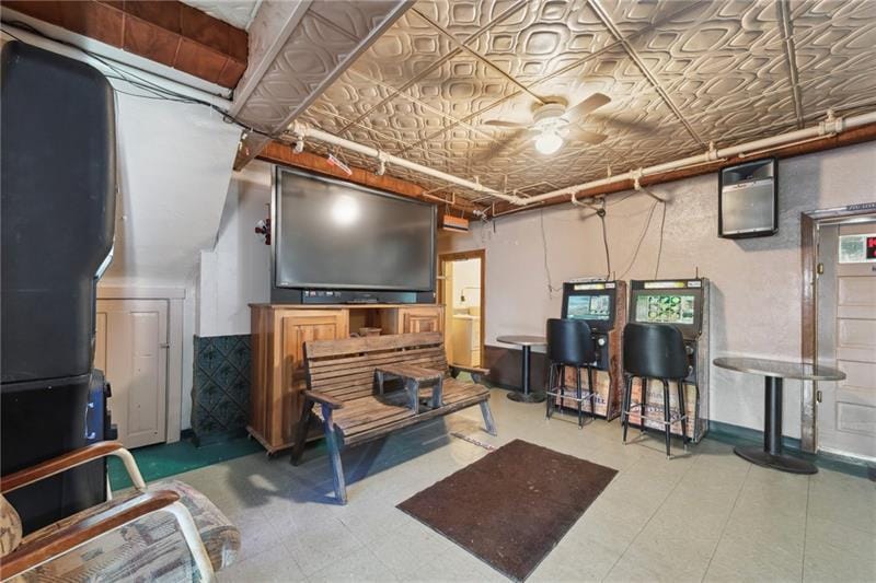 More Photos Of 2029 PA-981, New Alexandria Hotel For Sale