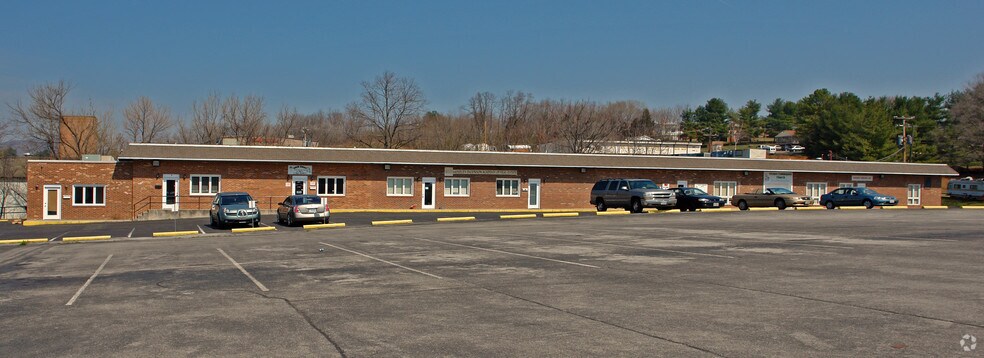 More Photos Of 1727 Peters Creek Rd NW, Roanoke Office For Lease