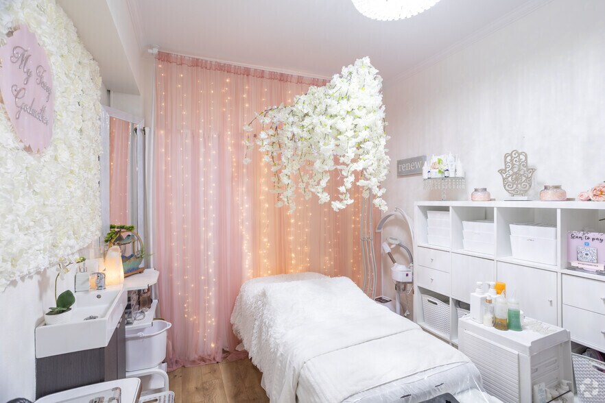 More Photos Of 760 Las Posas Rd, Camarillo Loft Creative Space For Sale