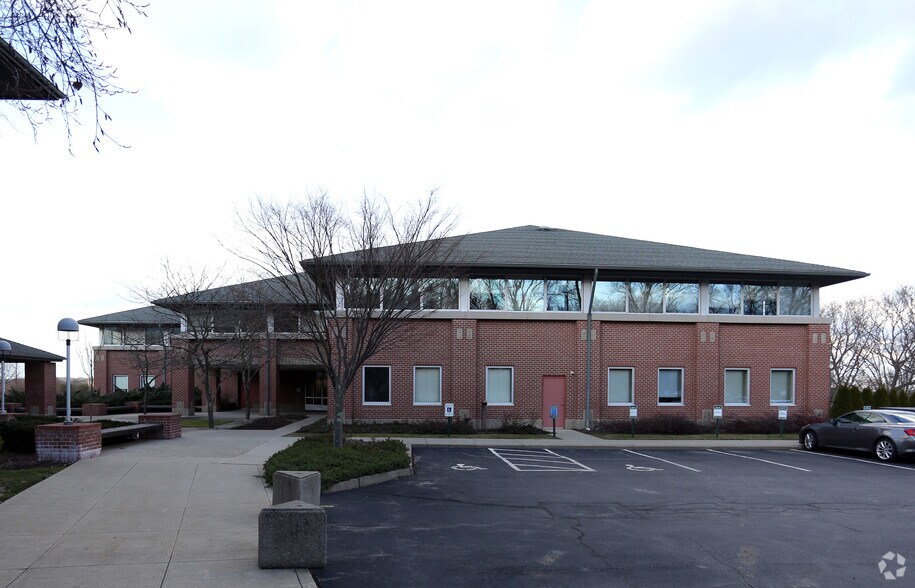 More Photos Of 300 Centerville Rd, Warwick Medical For Lease