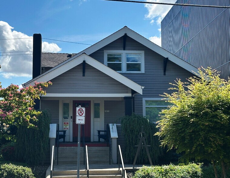 More Photos Of 4076 N Mississippi Ave, Portland Office For Sale