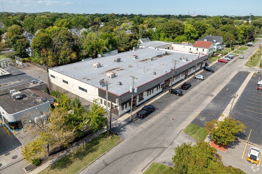 More Photos Of 25-45 Rutter St, Rochester Warehouse For Lease