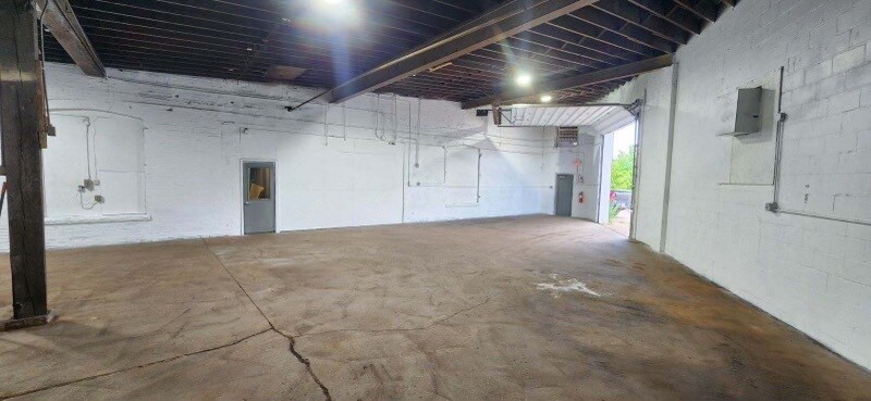 More Photos Of 80 Oliver St, Wisconsin Rapids Manufacturing For Sale