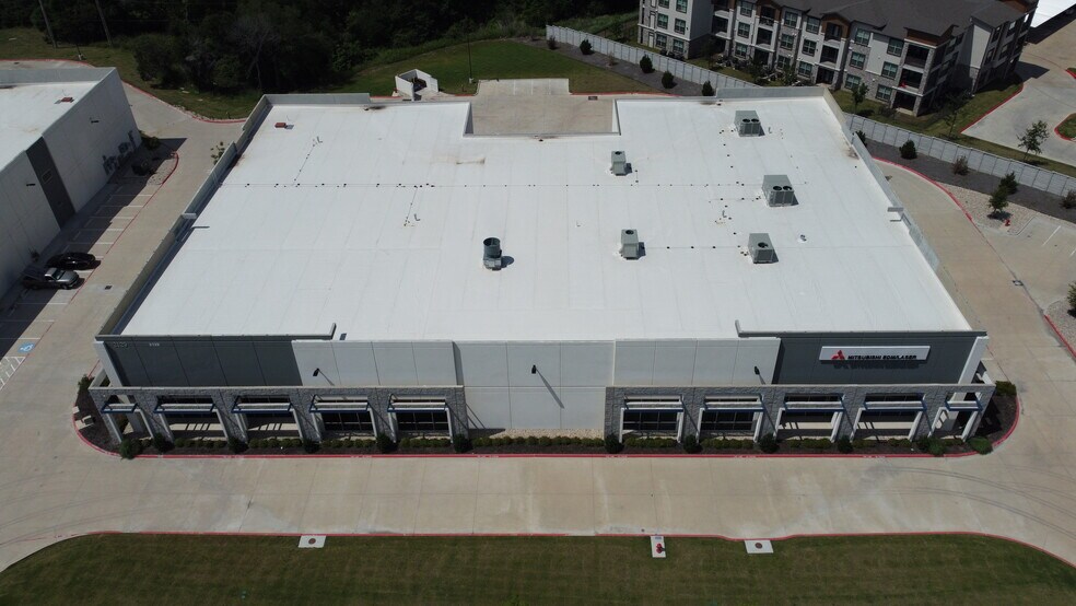 More Photos Of 2129 Bardin Rd, Grand Prairie Distribution For Sale