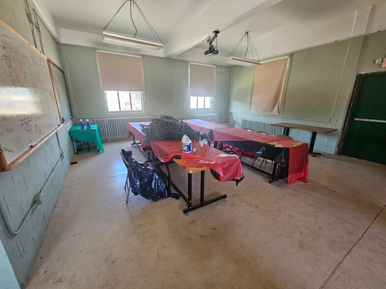 More Photos Of 173 Water St, Bridgeton Warehouse For Sale