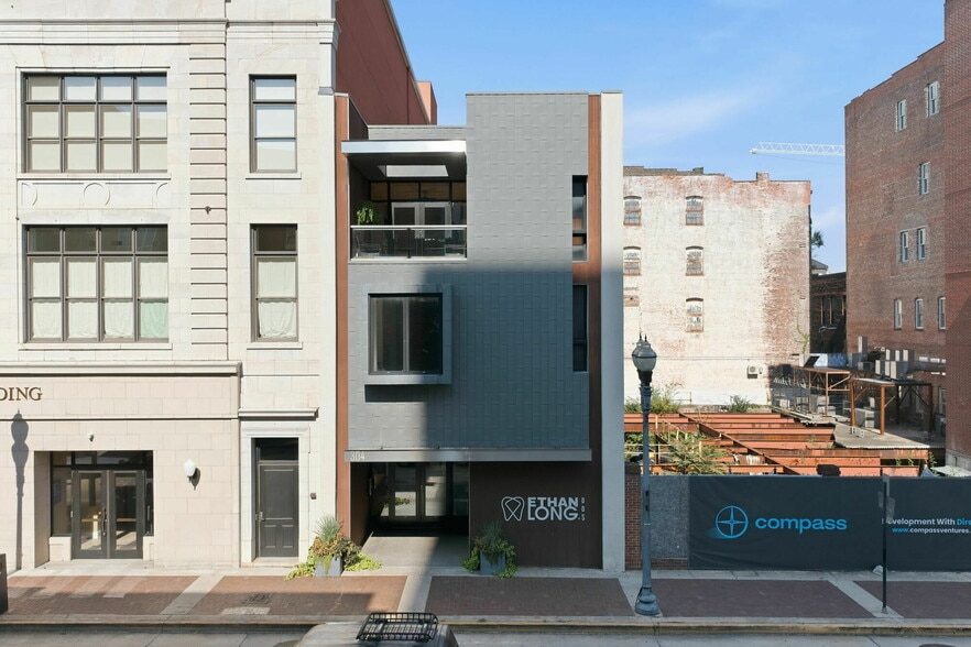 More Photos Of 304 S Gay St, Knoxville Office Residential For Sale