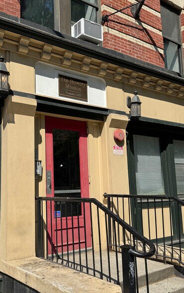 More Photos Of 315 E 115th St, New York Shelter For Lease