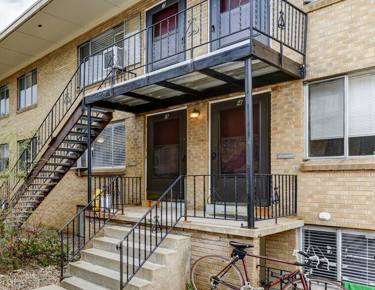 More Photos Of 2455 S Gaylord St, Denver Apartments For Sale