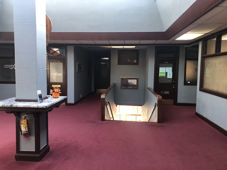 More Photos Of 381 Shoup Ave, Idaho Falls Office For Lease