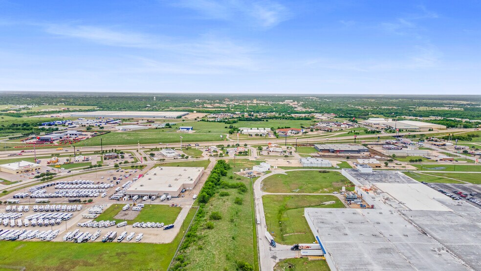 More Photos Of 0 Corsicana Crossing Blvd, Corsicana Land For Lease