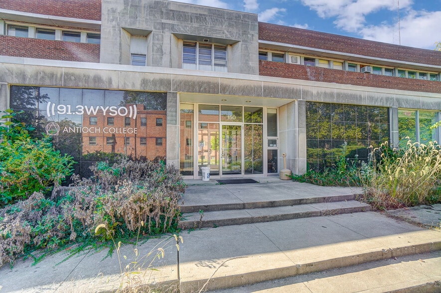 More Photos Of 150 E South College St, Yellow Springs Research And Development For Sale