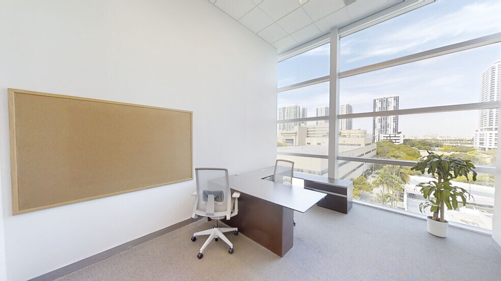 More Photos Of 1501 Biscayne Blvd, Miami Office Residential For Lease