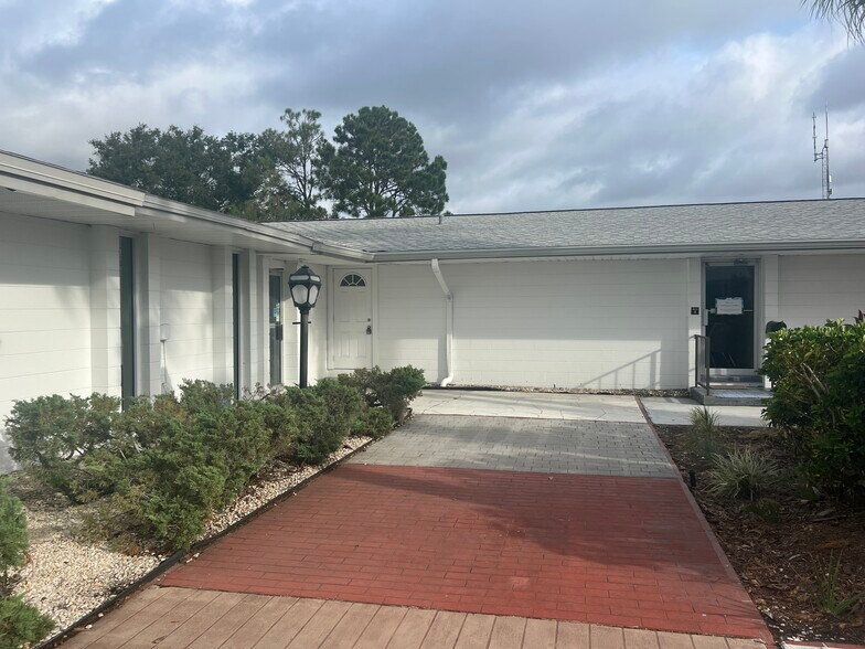 More Photos Of 1601 Rickenbacker Dr, Sun City Center Medical For Lease