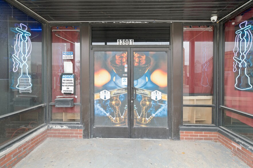 More Photos Of 13901 Michigan Ave, Dearborn Restaurant For Sale