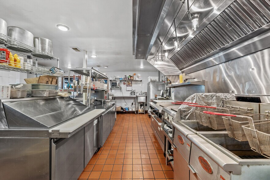 More Photos Of 515 W 5th St, Pine Bluffs Restaurant For Sale