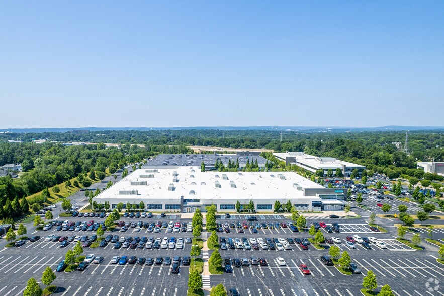 More Photos Of 731 Arbor Way, Blue Bell Office For Lease