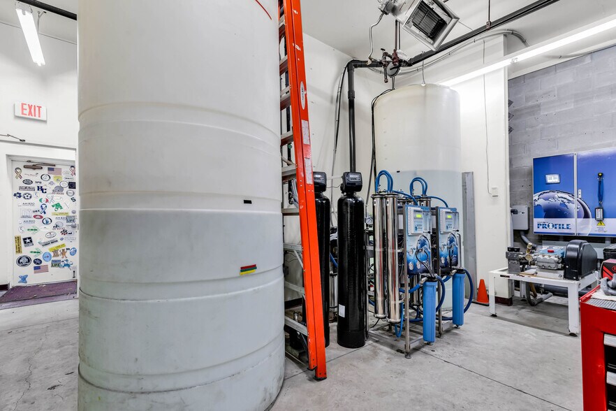 More Photos Of 732 Corylus Dr, Pataskala Carwash For Sale