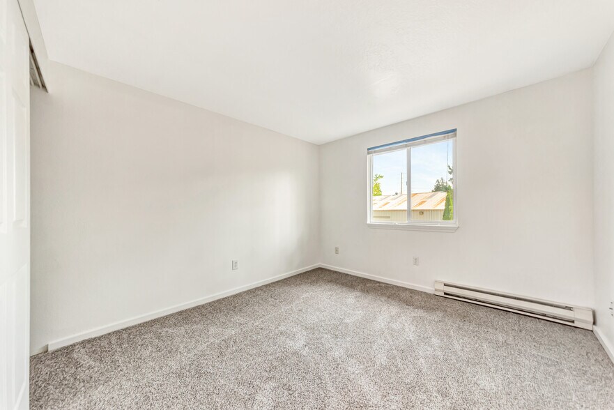 More Photos Of 13410 SE Powell Blvd, Portland Apartments For Sale