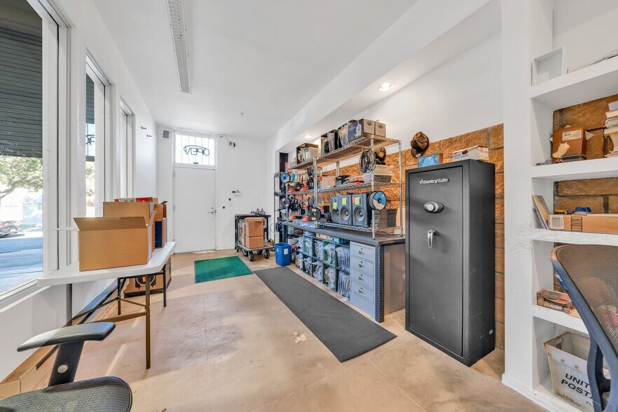 More Photos Of 2258 Central St, Richmond Warehouse For Sale