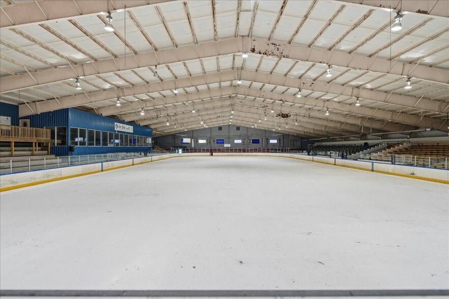 More Photos Of 5001 W Crawford Ave, Connellsville Skating Rink For Sale