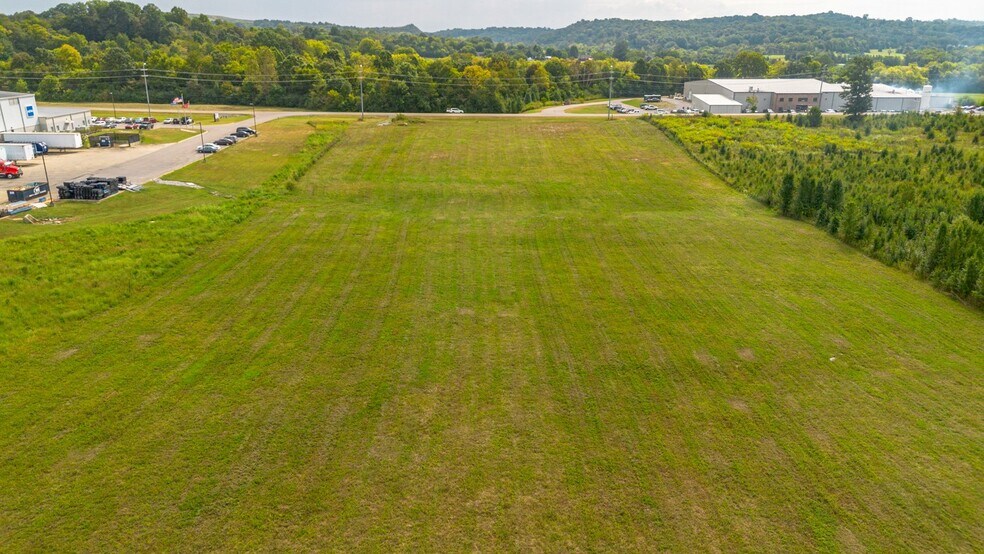 More Photos Of 1033 Veterans Dr, Lewisburg Land For Sale