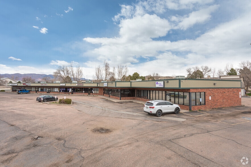 More Photos Of 3352-3366 Templeton Gap Rd, Colorado Springs General Retail For Lease