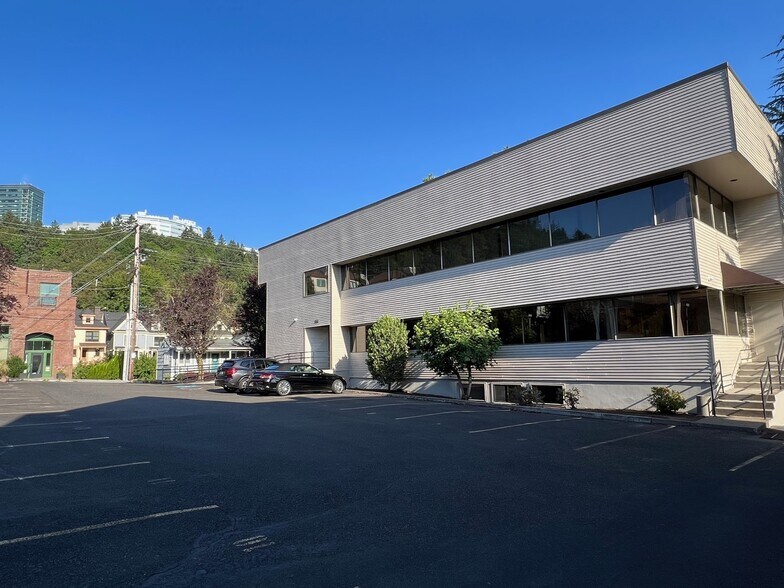 More Photos Of 3220 SW First Ave, Portland Office For Lease