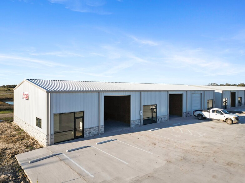 Primary Photo Of 15137 Tonkaway Lake Rd, College Station Industrial For Lease